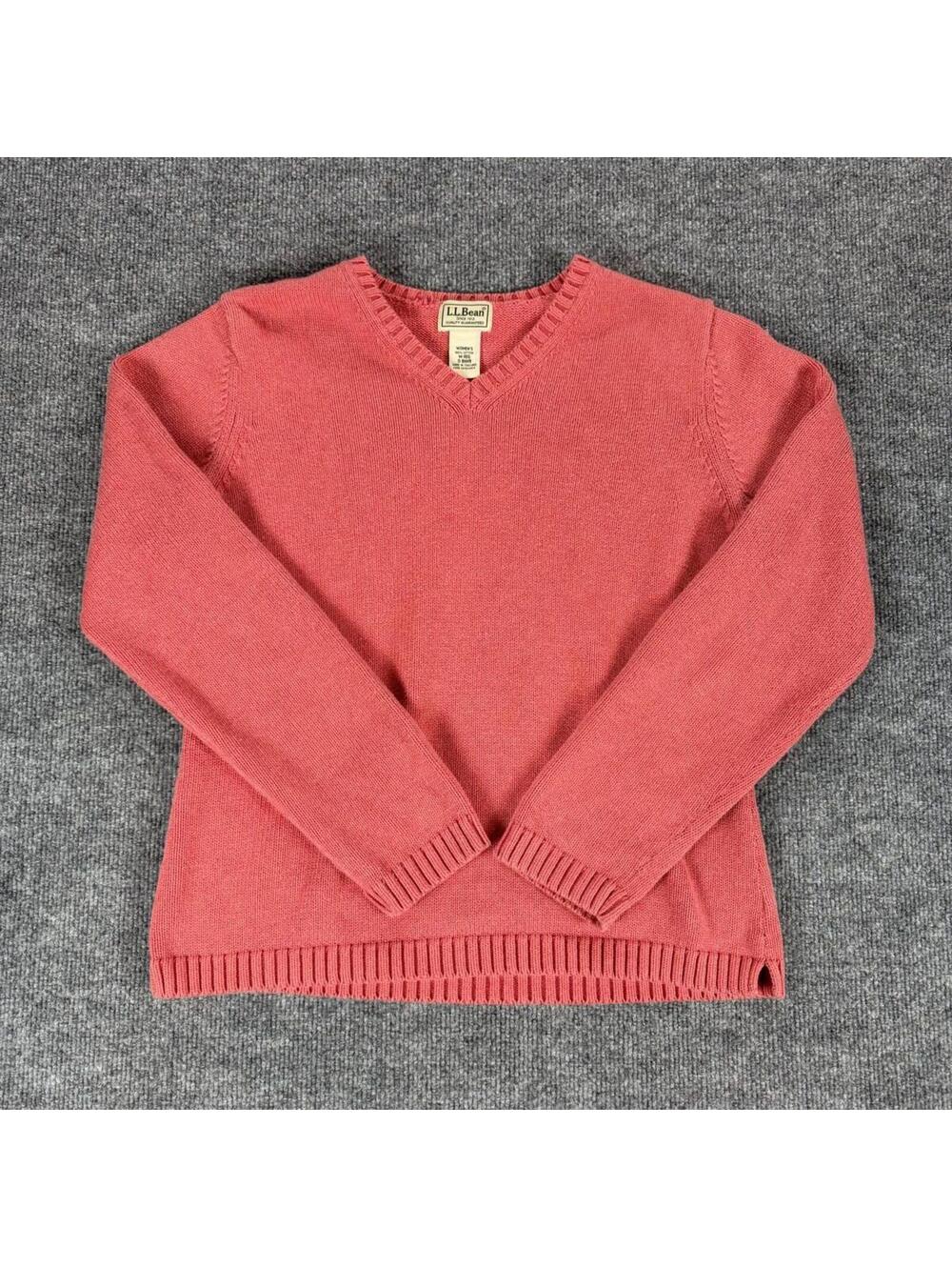 Vintage L.L.Bean Women's V-Neck Coral Cotton Sweater Medium - Classic Monochrome